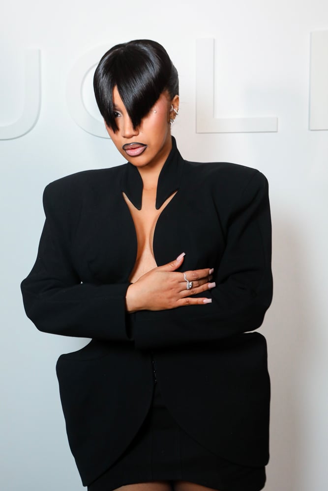 Cardi B au défilé Mugler printemps-été 2025 © BFA/Hippolyte Petit.