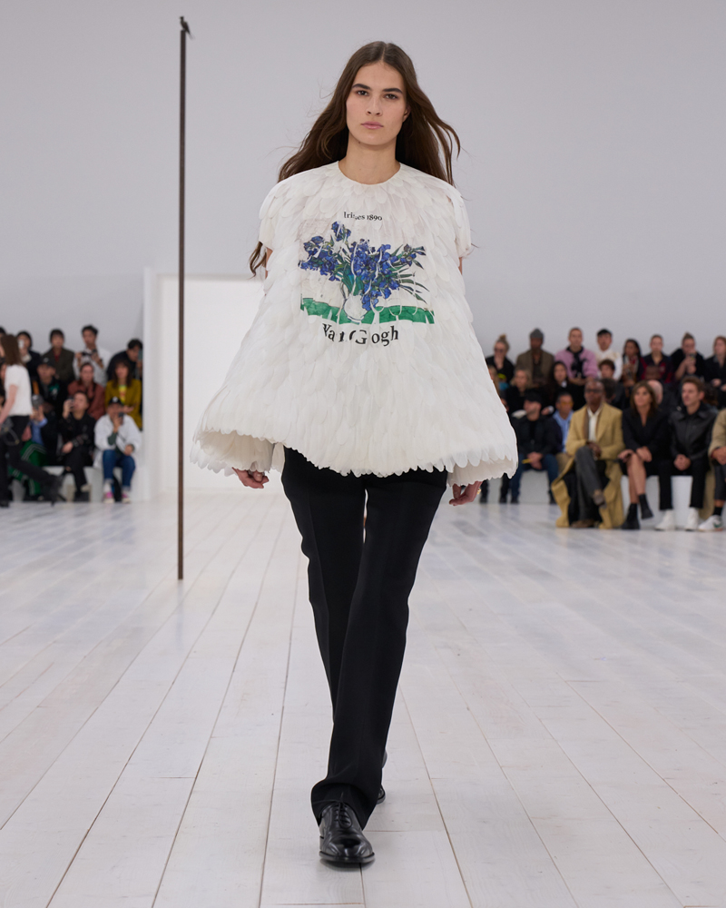Le défilé Loewe printemps-été 2025.