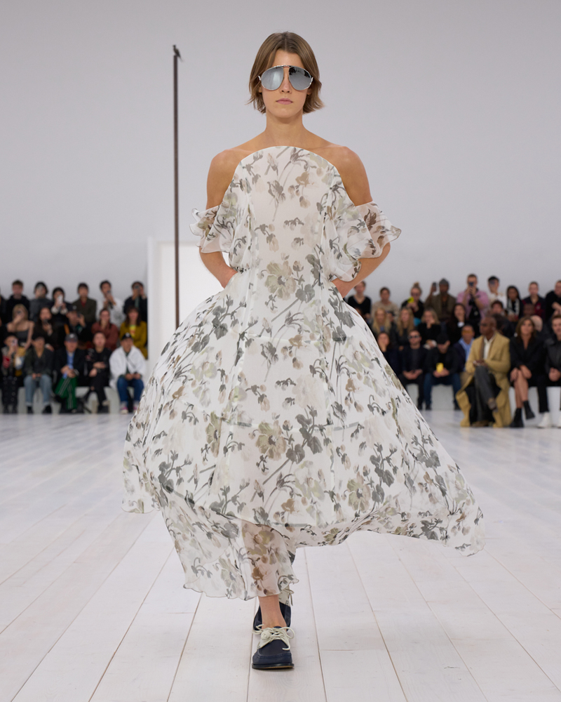 Le défilé Loewe printemps-été 2025.