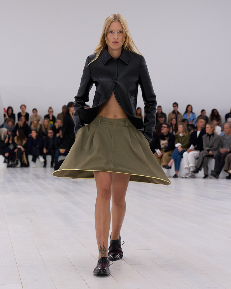 Le défilé Loewe printemps-été 2025.