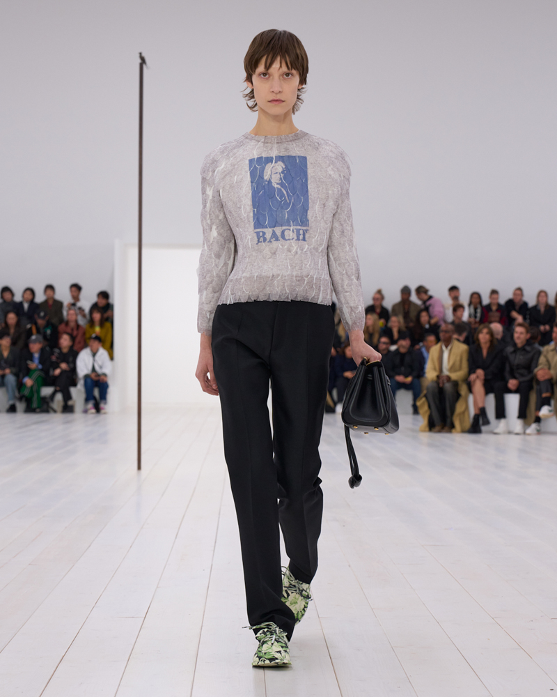 Le défilé Loewe printemps-été 2025.