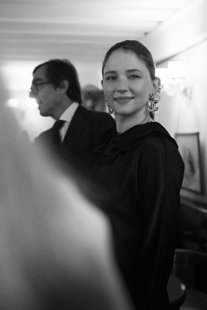 Haley Bennett au dîner Chanel à la Mostra de Venise 2024.