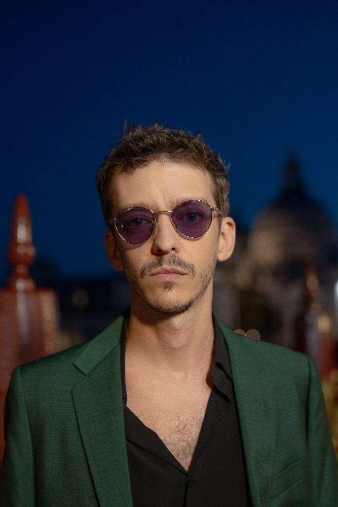 Nahuel Perez Biscayart au dîner Chanel à la Mostra de Venise 2024.