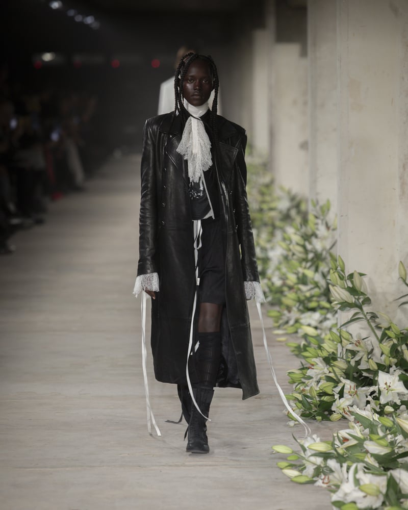 Le défilé Ann Demeulemeester printemps-été 2025.