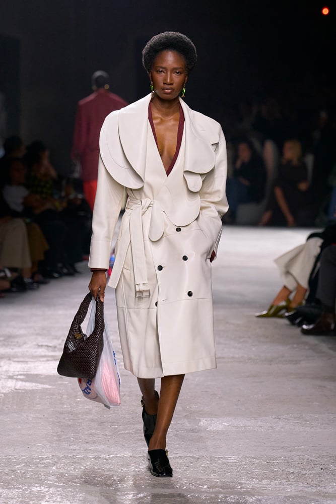 Le défilé Bottega Veneta printemps-été 2025.