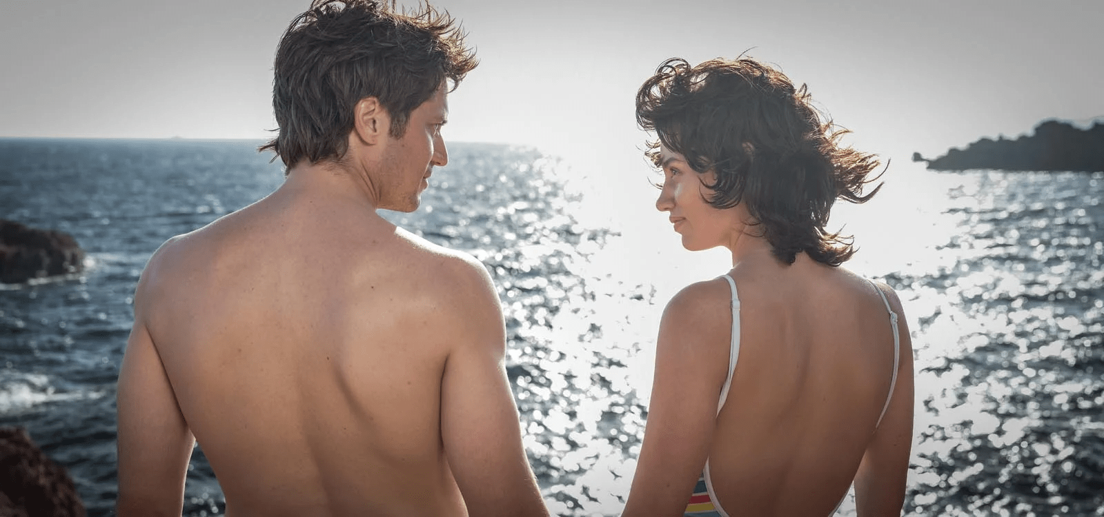 Lucas Bravo et Léa Luce Bucasto dans le film Libre (2024) de Mélanie Laurent © Prime.