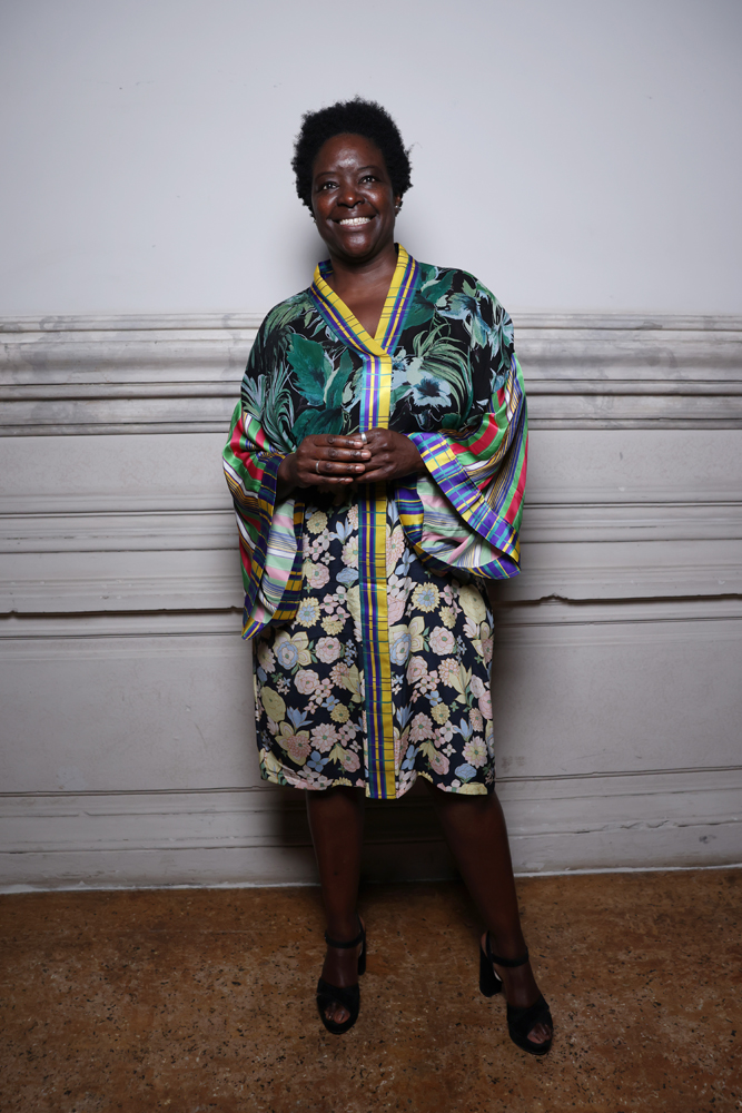 Elvira Dyangani Ose au dîner Miu Miu Women's Tales à la Mostra de Venise 2024.