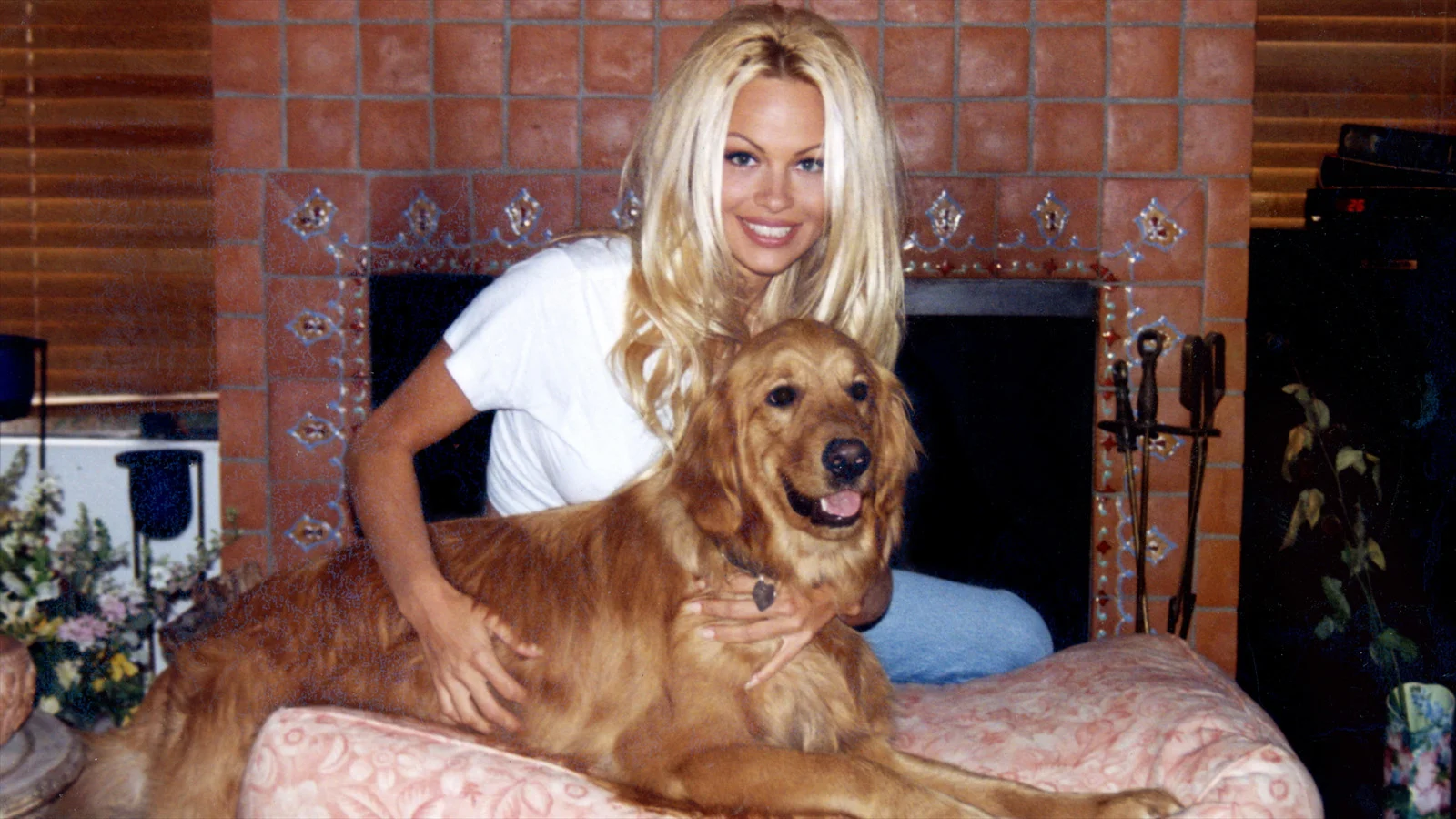 Pamela Anderson dans Pamela, a love story © Courtesy of Netflix 