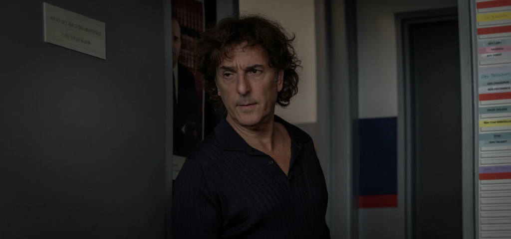 Yvan Attal dans le film Libre (2024) de Mélanie Laurent © Prime. 