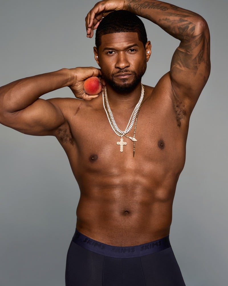 Usher pour Skims Mens par Donna Trope en février 2024.