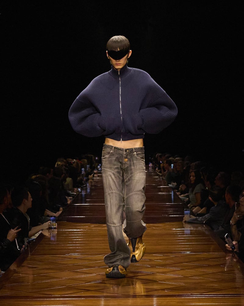 Le défilé Balenciaga printemps-été 2025.