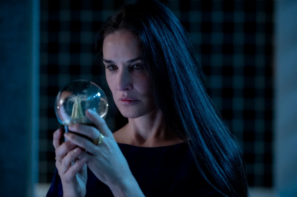 Demi Moore dans The Substance (2024) de Coralie Fargeat © Mubi Deutschland.