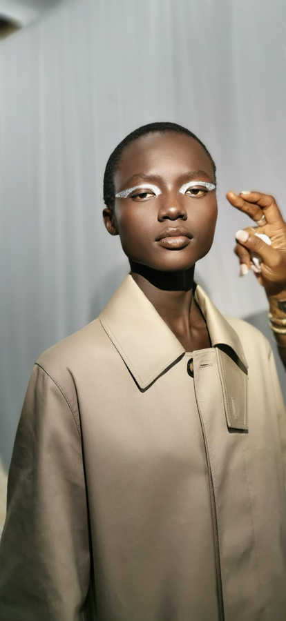 Le make-up du défilé Loewe printemps-été 2025.