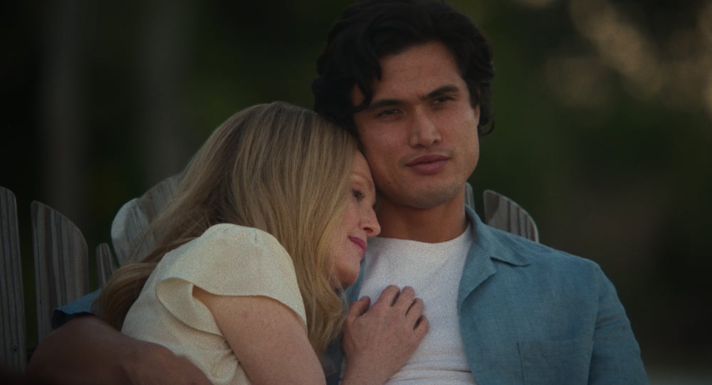 Julianne Moore (Gracie Atherton-Yu) and Charles Melton (Joe Yu) in the film "May December" Todd Haynes (2024). © May December Productions 2022 LLC.