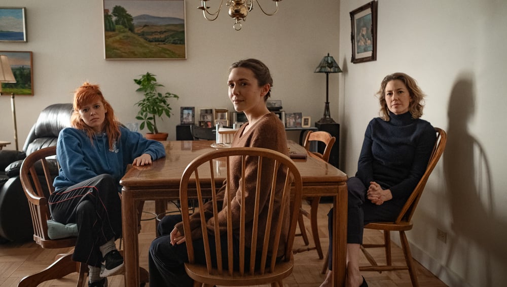 Natasha Lyonne, Elizabeth Olsen and Carrie Coon in 3 Girls (2024) by Azazel Jacobs © Sam Levy/Netflix 2024.