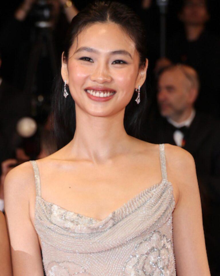 Jung Ho-yeon en robe Louis Vuitton au Festival de Cannes 2026.