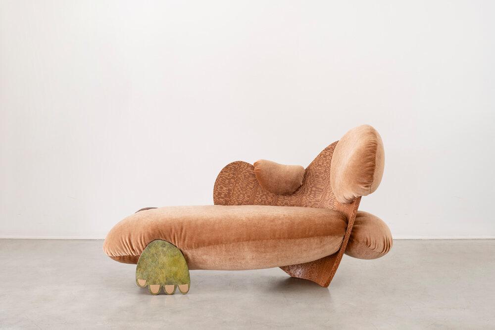 Charlotte Kingsnorth, "Shim Shimmy Chaise" (2024). © Copyright The Artist
Courtesy of Gallery FUMI.