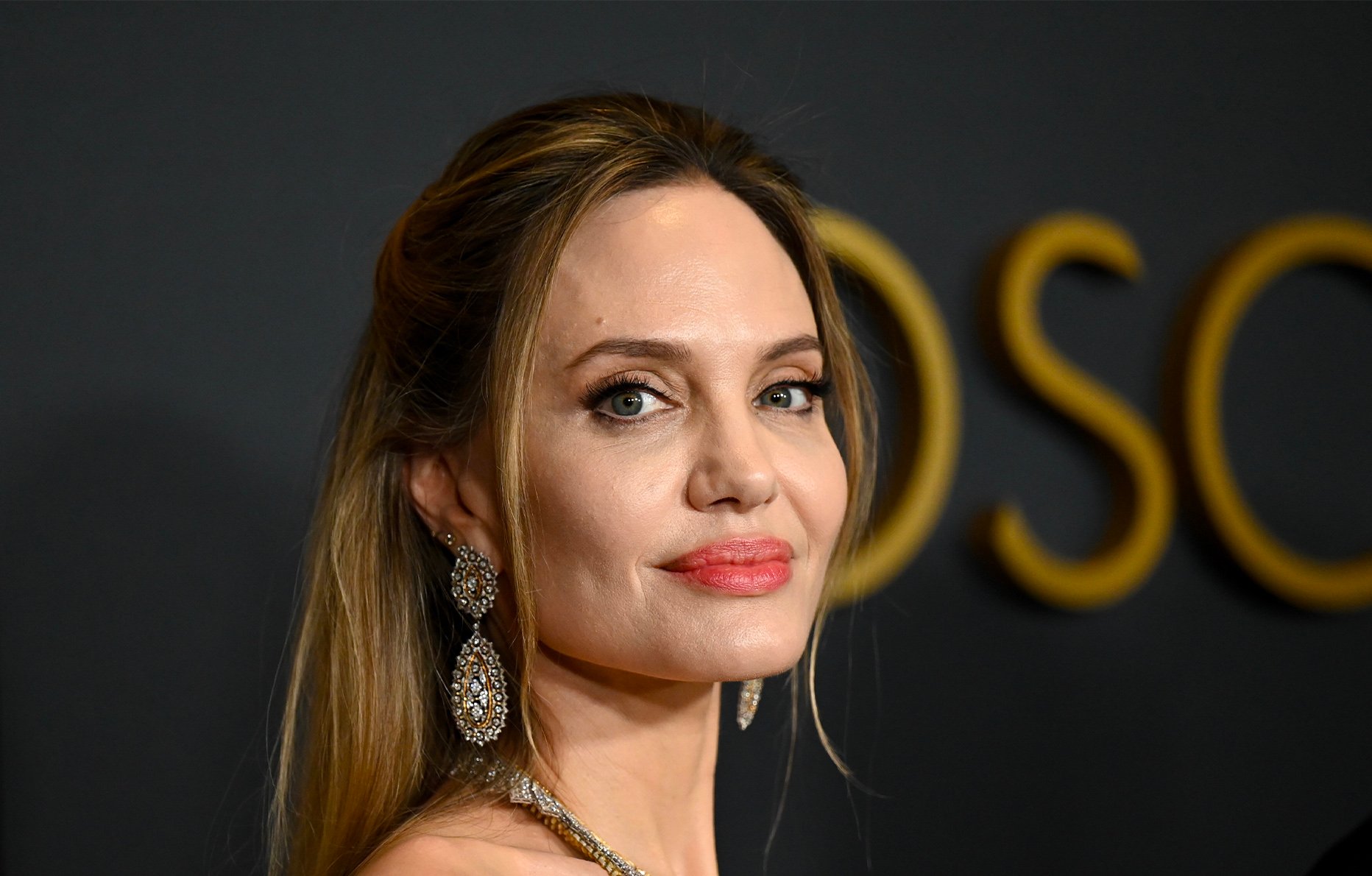 Angelina Jolie à la 15e cérémonie des Governors Awards à Hollywood le 17 novembre 2024 © Gilbert Flores/Variety via Getty Images.