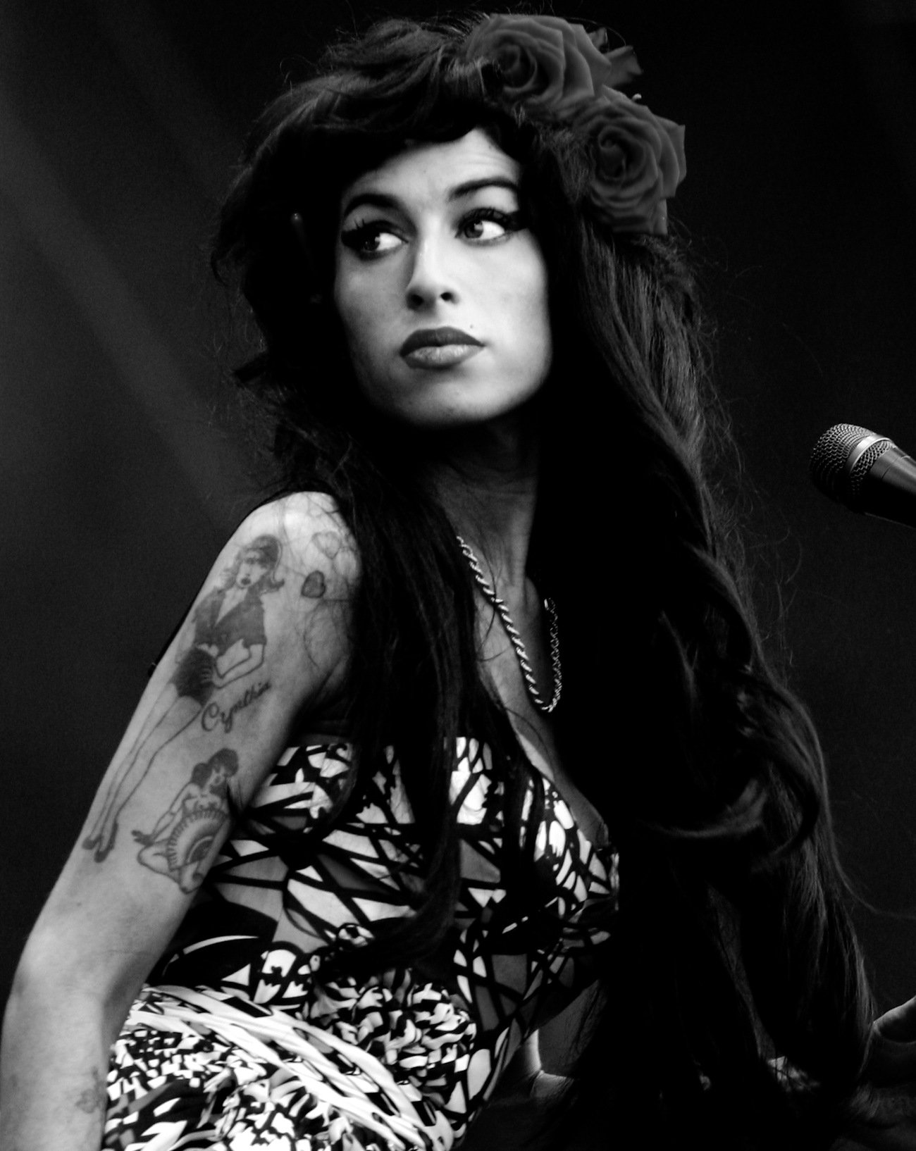 Amy Winehouse.