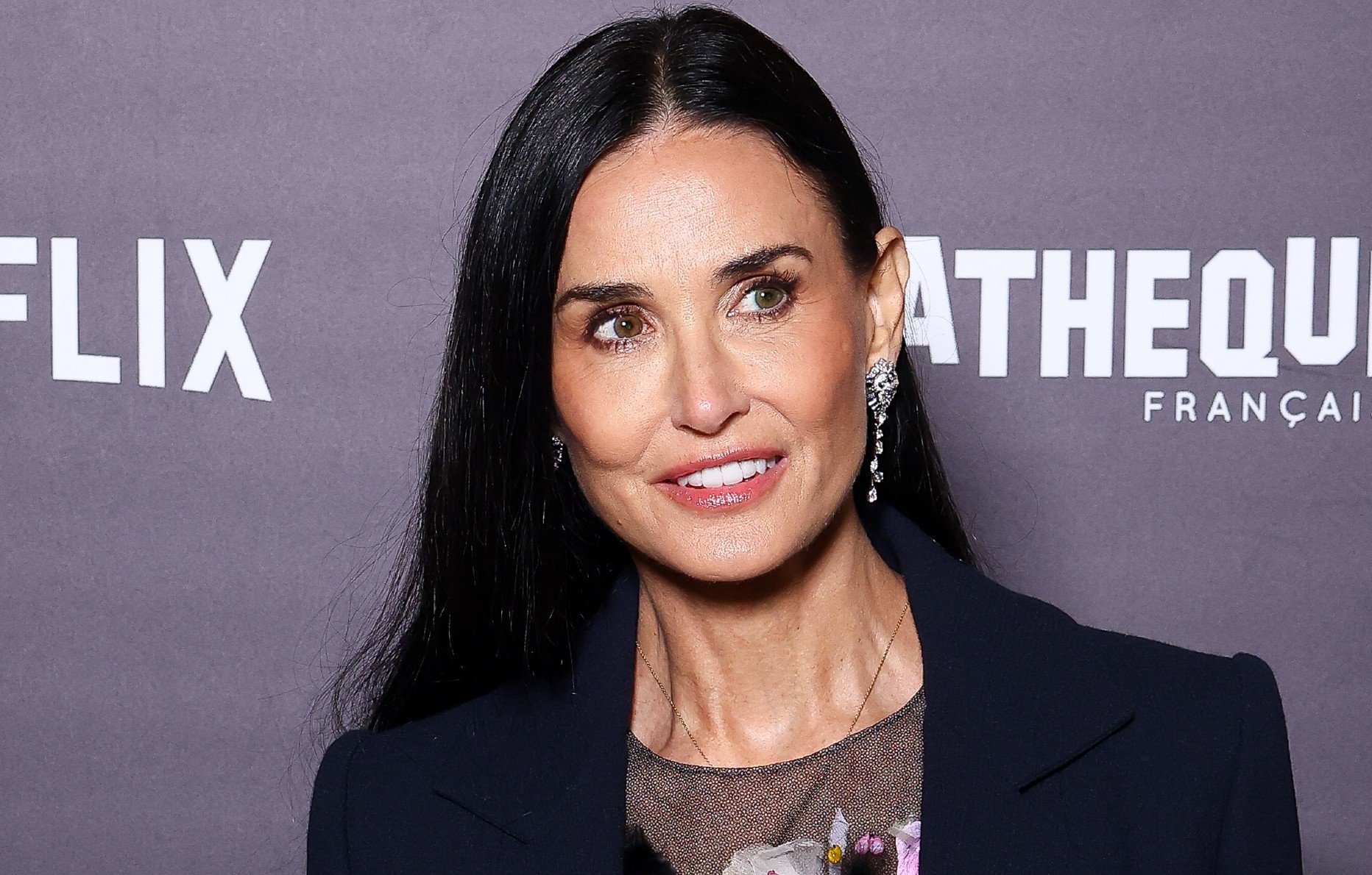 Demi Moore à la projection de The Substance à la Cinémathèque française, le 5 novembre 2024. Photo par Marc Piasecki/WireImage via Getty Images.