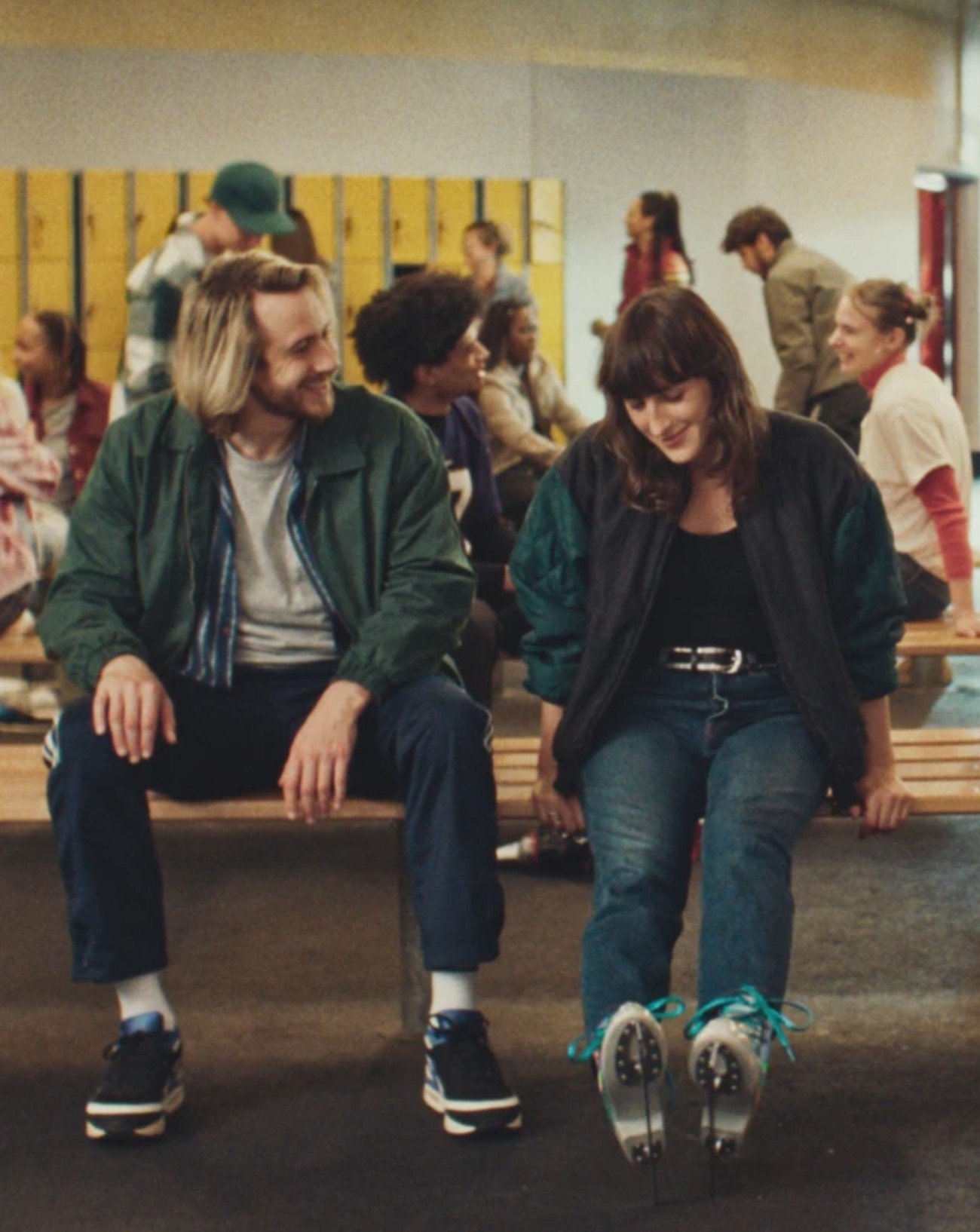 Juliette Armanet et Bastien Bouillon dans Partir un jour (2025).