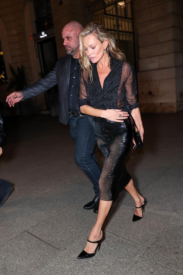 kate moss en jupe transparente tendance printemps-été 2026