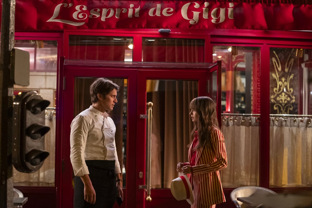 Lily Collins et Lucas Bravo dans la saison 4 d’Emily in Paris (2024). © Stephanie Branchu/Netflix, 2024.