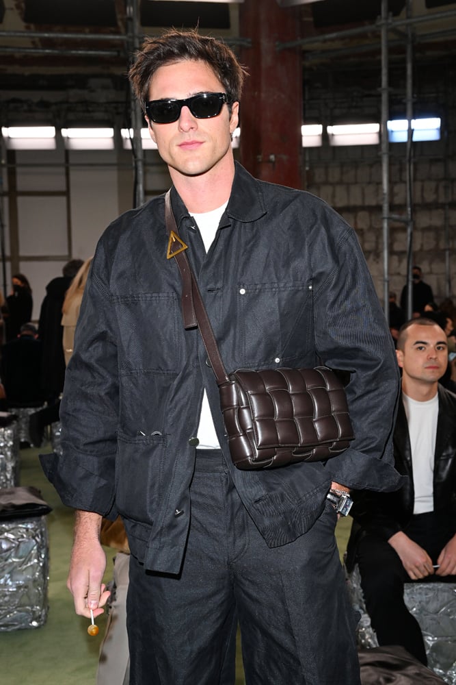 Jacob Elordi au défilé Bottega Veneta automne-hiver 2022-2023. © Photo by Daniele Venturelli/Getty Images for Bottega Veneta.