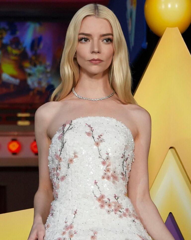 Anya Taylor-Joy en Dior pour la promotion de Super Mario Galaxy en 2026 à Kyoto.