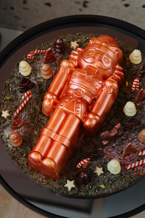 La bûche de Noël casse noisette So/paris.