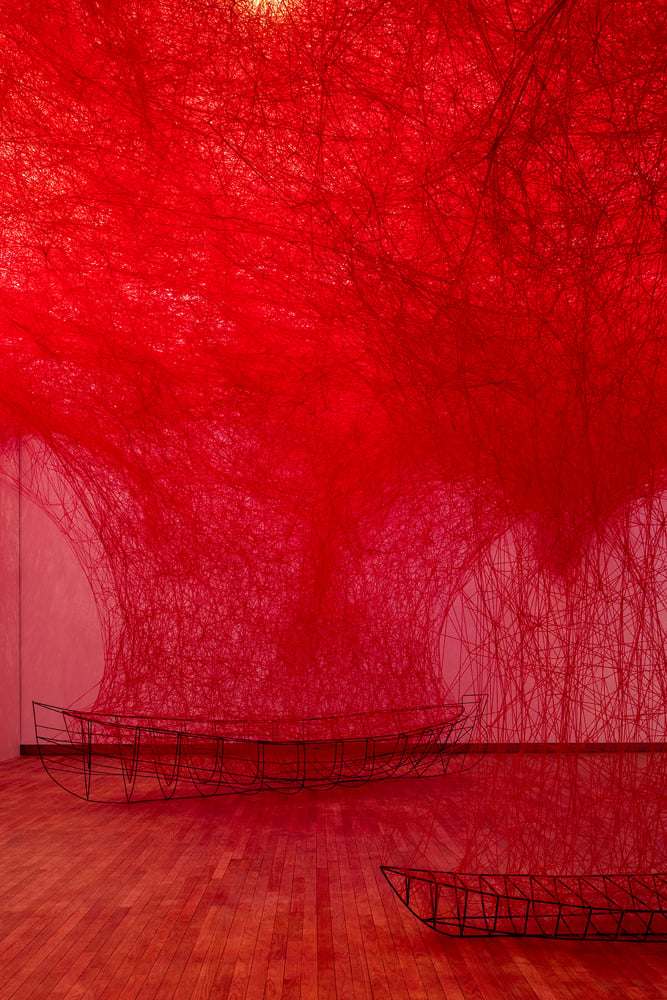 Chiharu Shiota, "Uncertain Journey (« Voyage incertain »)" (2016/2024). Vue de l’exposition Chiharu Shiota, "The Soul Trembles" au Grand Palais. © GrandPalaisRmn 2024 / Photo Didier Plowy © Adagp, Paris, 2024 and the artist.