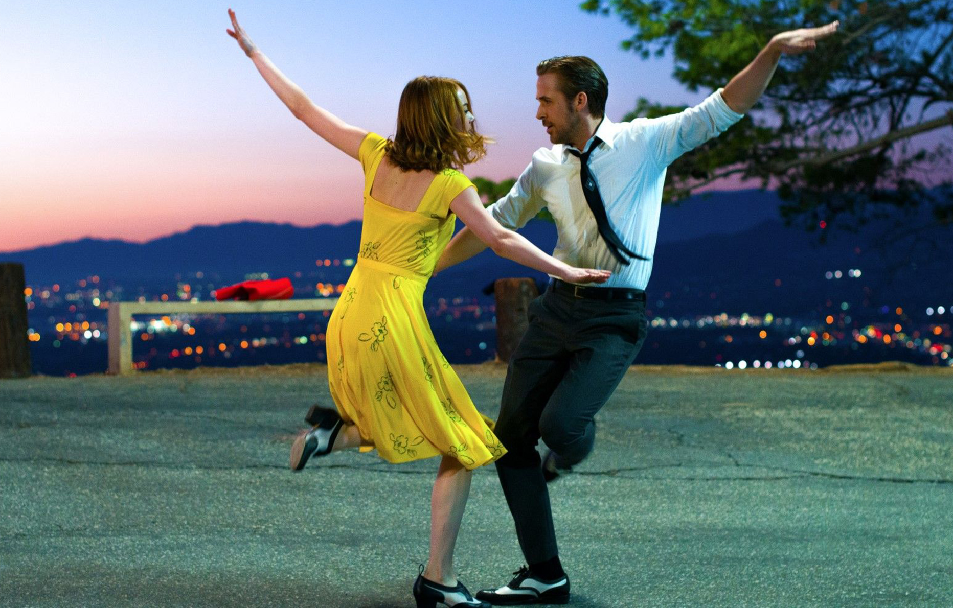 Emma Stone et Ryan Gosling dans La La Land (2016) de Damien Chazelle. © SND.