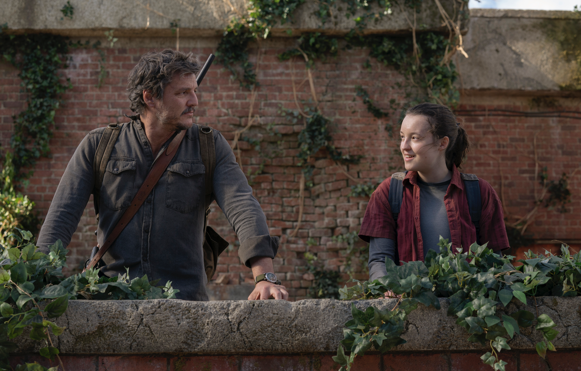 Pedro Pascal et Bella Ramsey dans The Last of Us.© Photograph by Liane Hentscher/HBO. séries les plus attendues de 2025