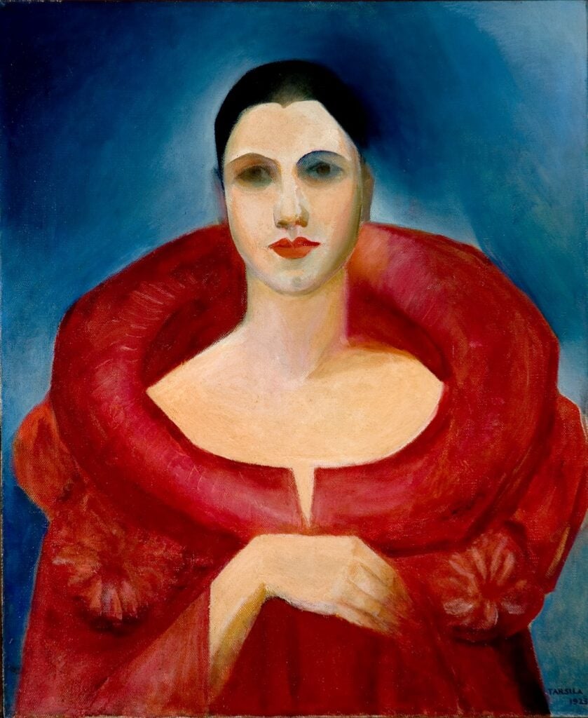 Tarsila do Amaral, "Auto-retrato (Manteau rouge) [Autoportrait (Manteau rouge)]" (1923). © Museu Nacional de Belas Artes/Ibram, Rio de Janeiro / photo Jaime Acioli. © Tarsila do Amaral Licenciamento e Empreendimentos S.A.