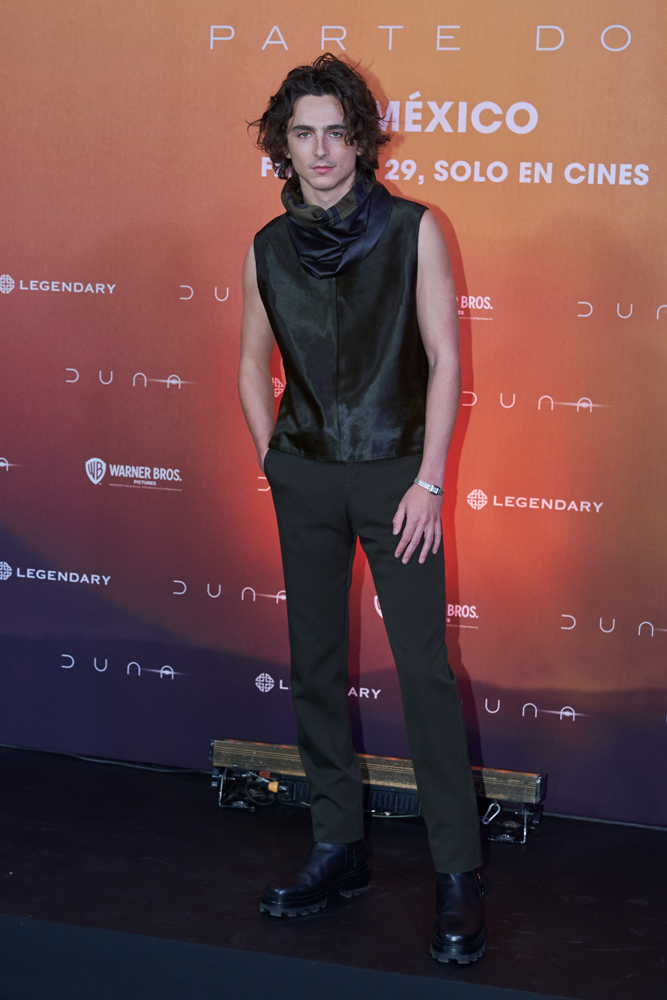 Timothée Chalamet en Hermès à l'avant-première de Dune 2 à Mexico City © Photo par Jaime Nogales/Medios y Media/Getty Images.