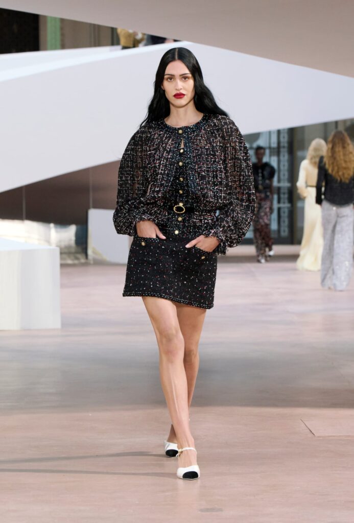 amelia gray 
chanel haute couture printemps-été 2025
