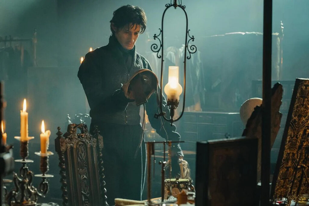 Pierre Niney dans le film Le Comte de Monte-Cristo (2024) de Matthieu Delaporte et d’Alexandre de la Patellière. © 2024 CHAPTER 2 – PATHE FILMS – M6 - Jérôme Prébois. les rois maudits