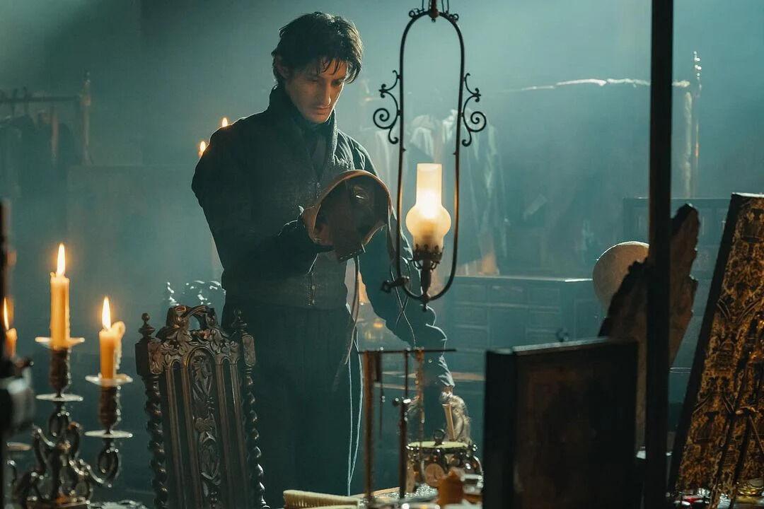 Pierre Niney dans le film Le Comte de Monte-Cristo (2024) de Matthieu Delaporte et d’Alexandre de la Patellière. © 2024 CHAPTER 2 – PATHE FILMS – M6 - Jérôme Prébois. les rois maudits