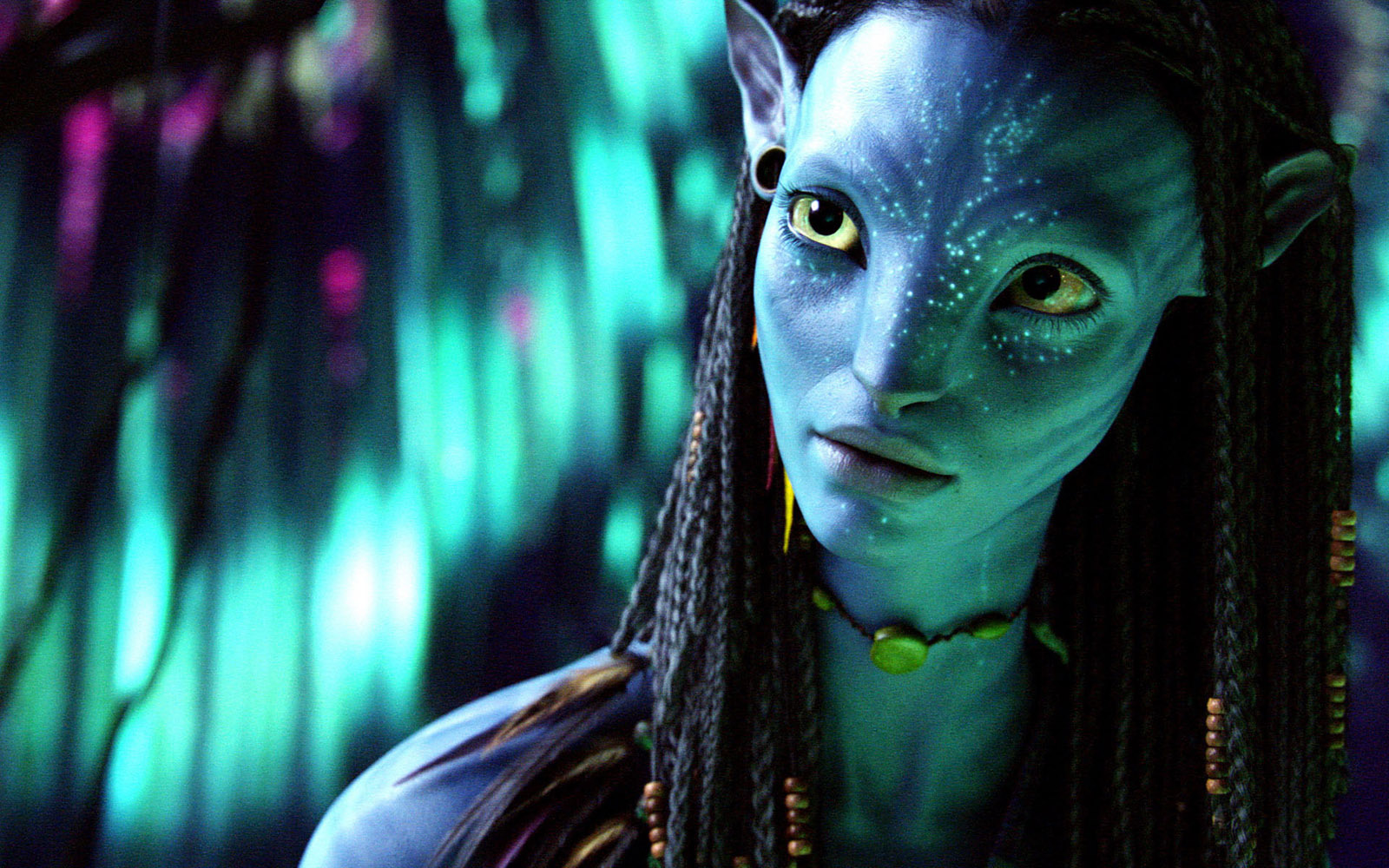 Zoe Saldana dans le film Avatar (2009) © Twentieth Century Fox France.