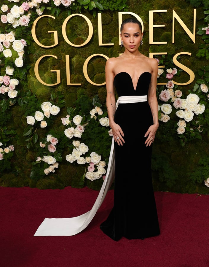 Zoë Kravitz en robe Saint Laurent aux Golden Globes 2025 © Saint Laurent.