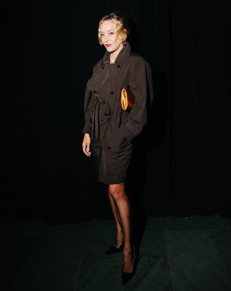 Chloë Sevigny à la cérémonie des Golden Heart Awards à la cathédrale Saint-Jean, le 20 octobre 2025 à New York © Lexie Moreland/WWD via Getty Images.