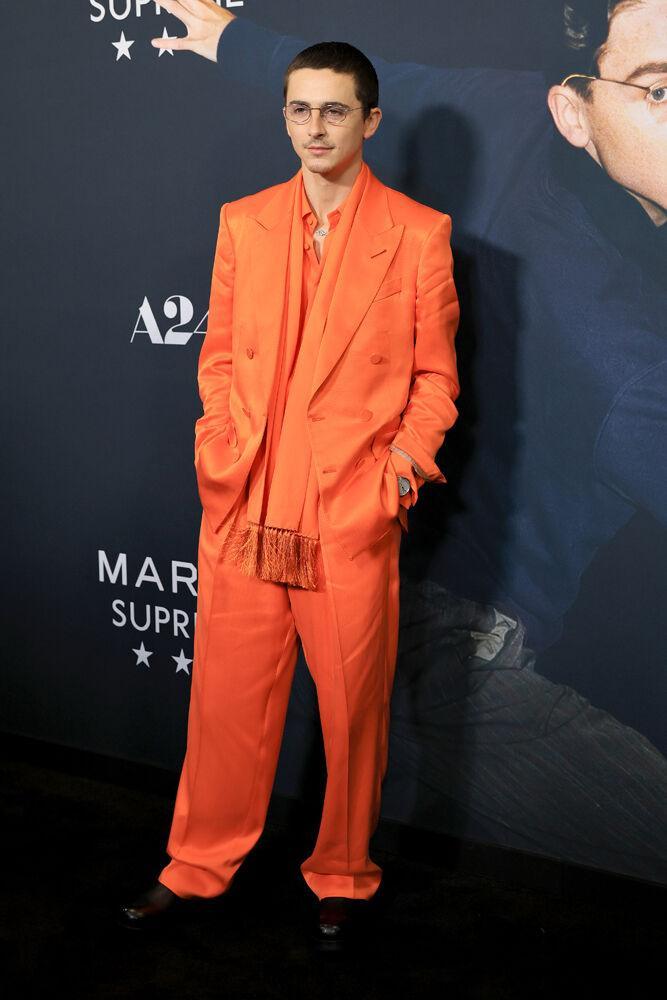 Timothée Chalamet en Tom Ford à l'avant-première du film Marty Supreme, le 16 décembre 2025 à New York. © Dia Dipasupil/WireImage.