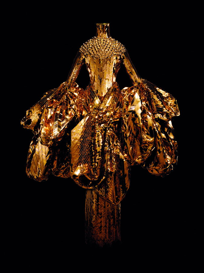 expositions mode 2025 au fil de l'or quai branly