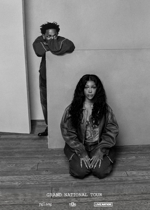 SZA during a concert.