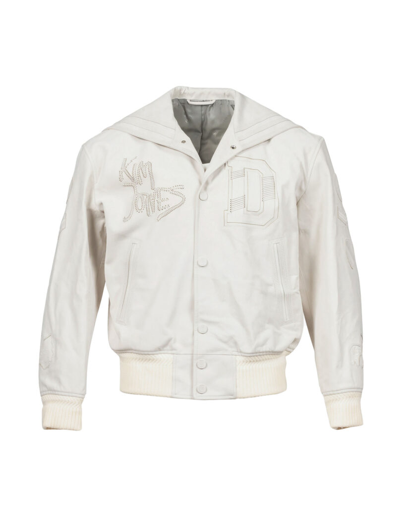 Veste en cuir custom Dior par Kim Jones. © Joopiter.
