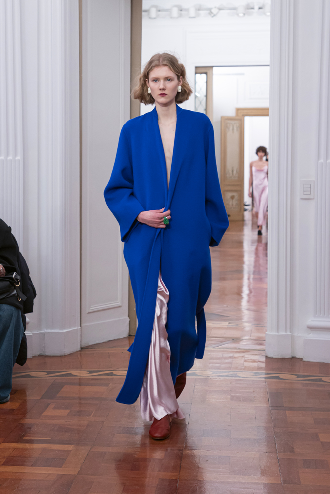 Le défilé Alberta Ferretti automne-hiver 2025-2026.