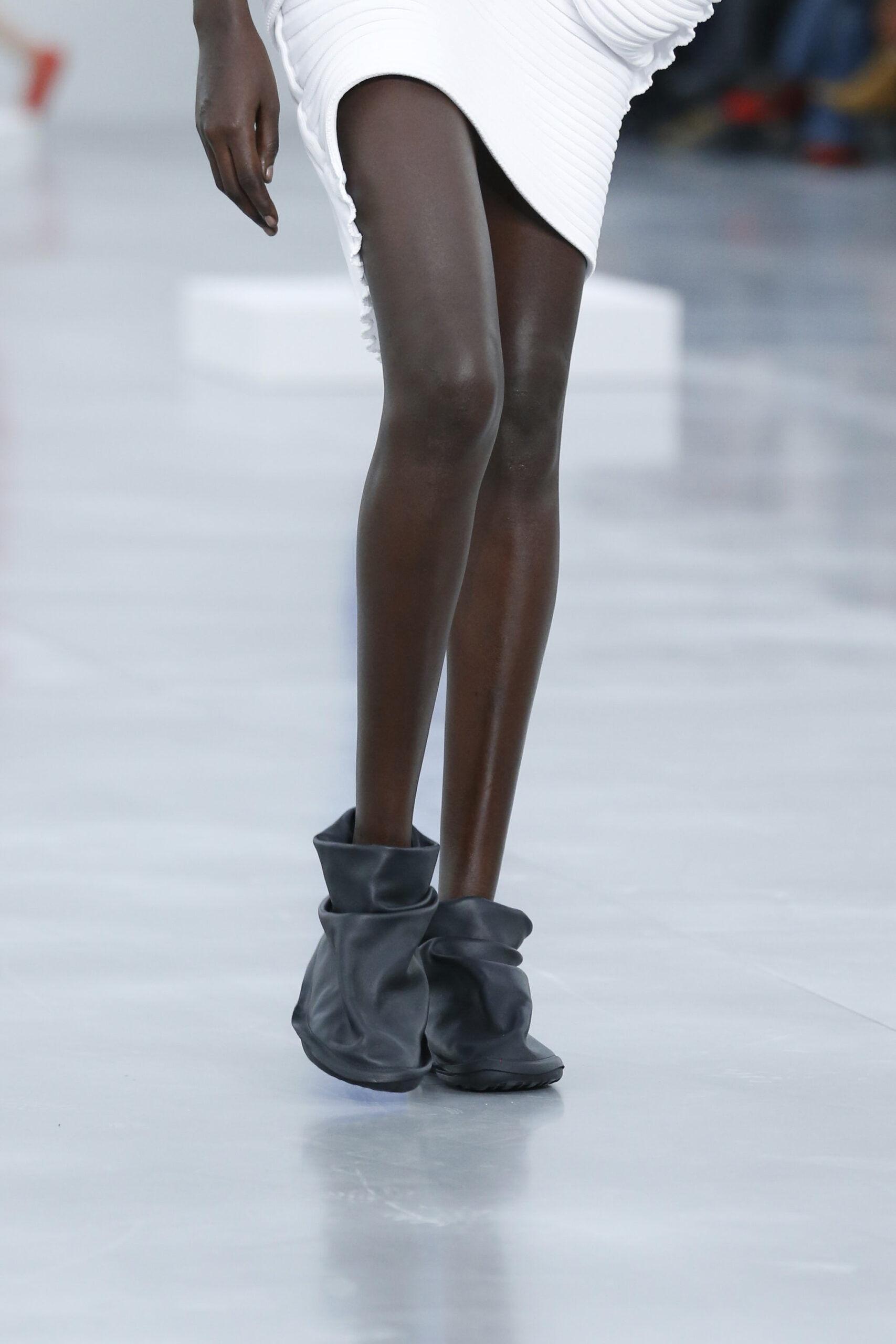 Le défilé Issey Miyake automne-hiver 2025-2026.