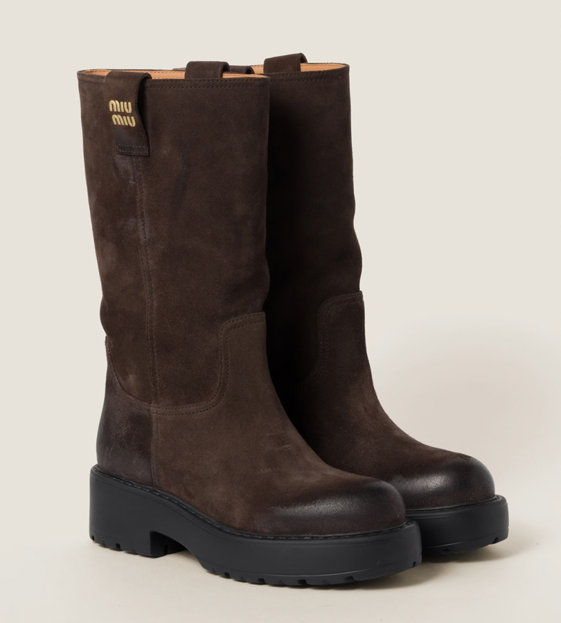 boots en daim marron miu miu 