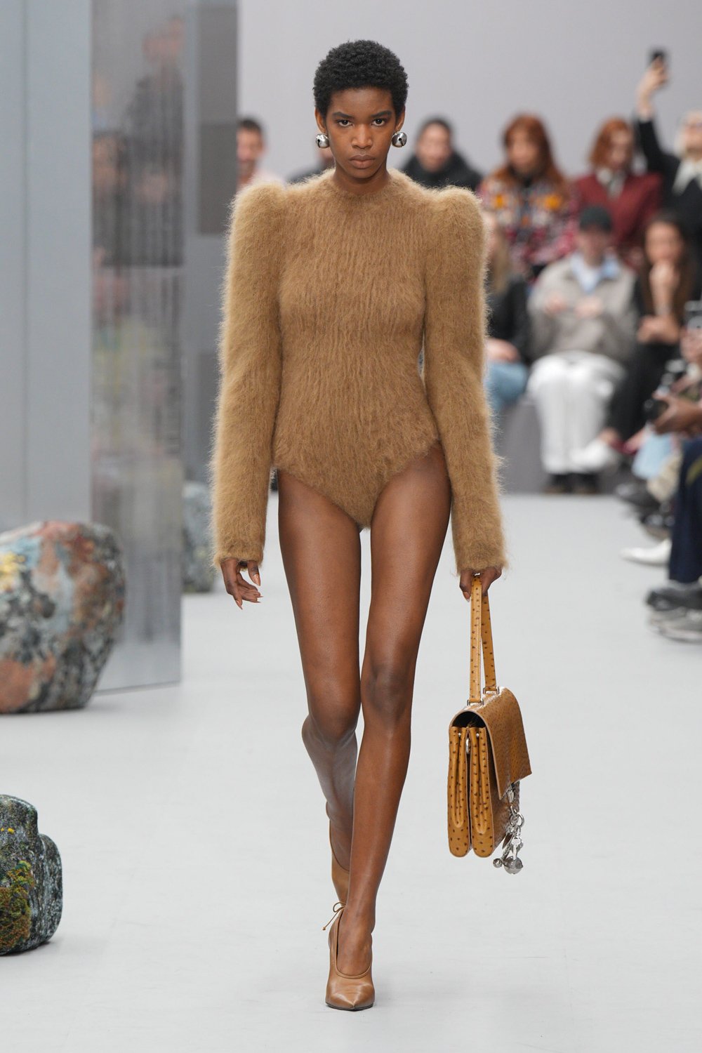 Le défilé acne studios automne-hiver 2025-2026