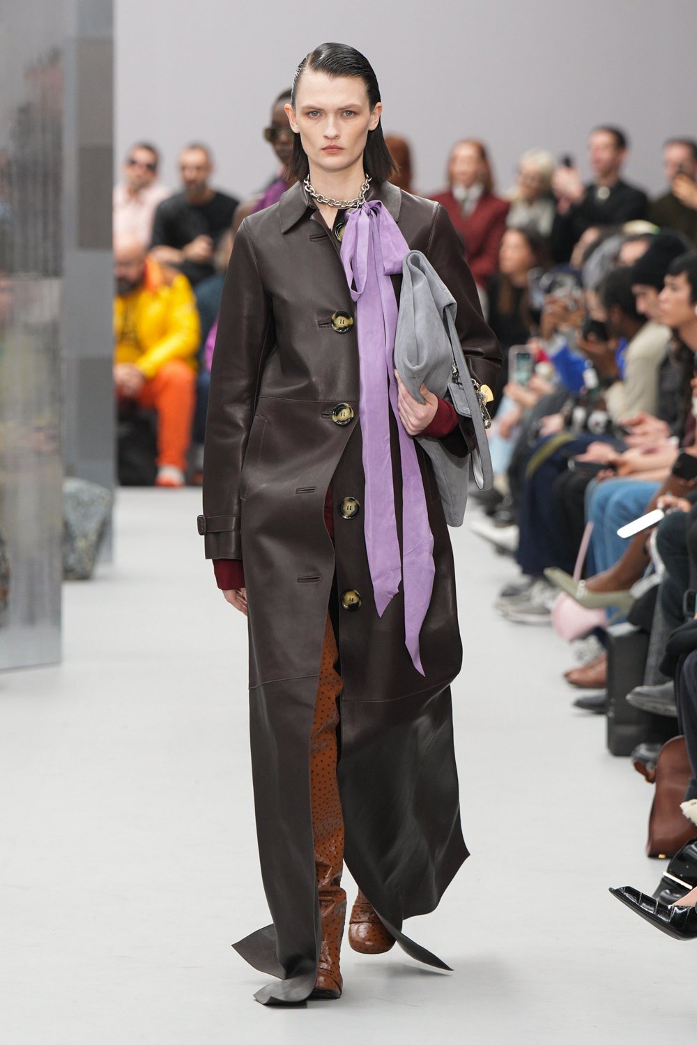 Le défilé acne studios automne-hiver 2025-2026